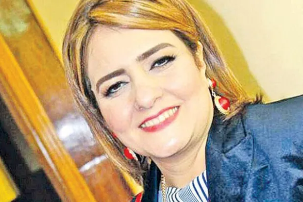 الكتاب الأول... مرآة المبدع أم ماضيه؟