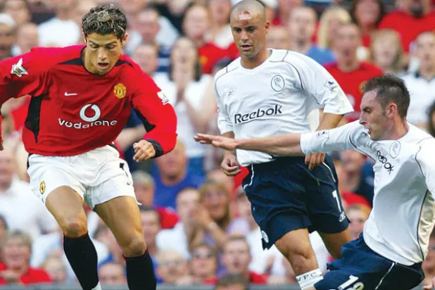 رونالدو يخترق دفاع بولتون في أول مشاركة له مع يونايتد