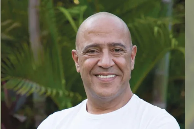 أشرف عبد الباقي: عشقي للمسرح أبعدني عن السينما