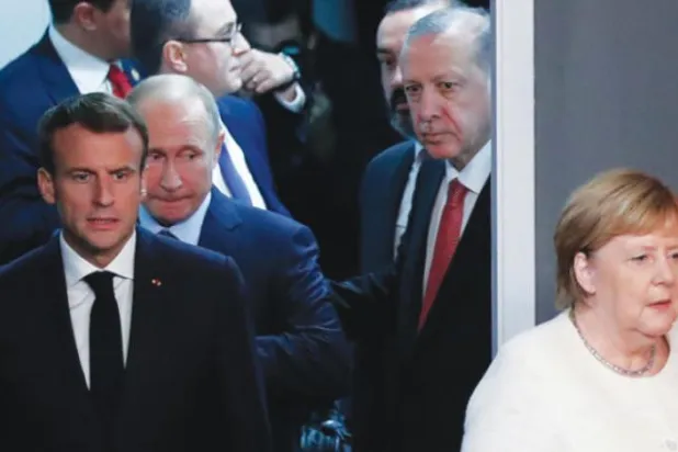 Macron, tükenmişlik sendromuna mı girdi?
