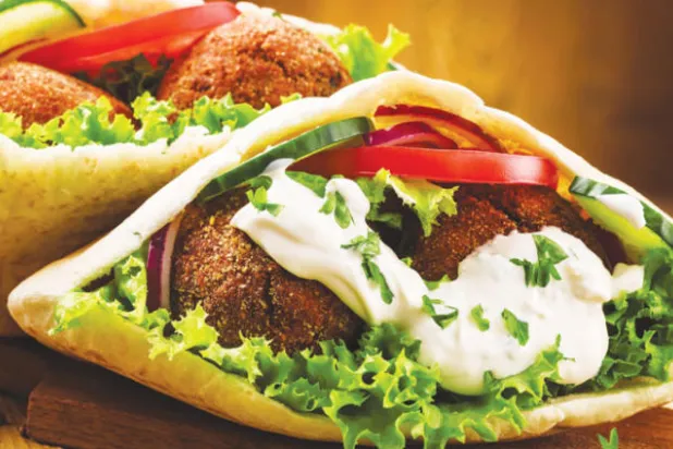 دليلك إلى الأكلات التي يجب أن تجربها في حياتك