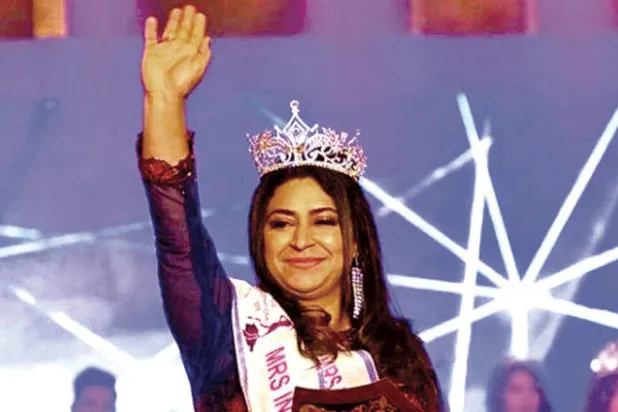 قصة مسلمة من كشمير فازت بلقب ملكة جمال الهند