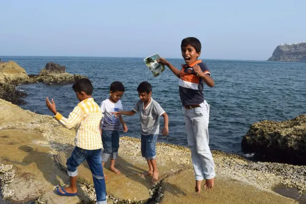 Aden Governor to Asharq Al-Awsat: Security, Basic Services a Priority 