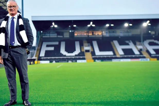 رانييري في ملعب فولهام حيث تنتظره مهمة صعبة لإنقاذ الفريق (أ.ف.ب)