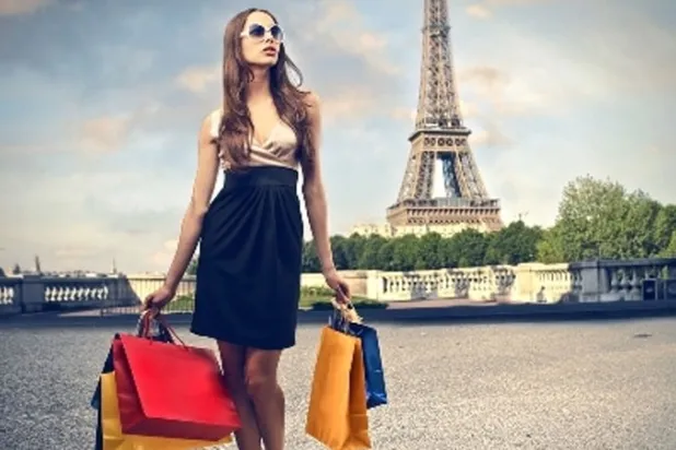 مؤشرات إيجابية إلى إنفاق المستهلكين في فرنسا وسط احتجاجات ضد الغلاء