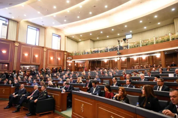 برلمان كوسوفو يقرّ إنشاء جيش رغم مخاوف «الناتو»