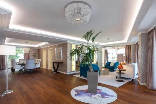 إطلالة على شقة «بانوراما» بموناكو (ذا صن)