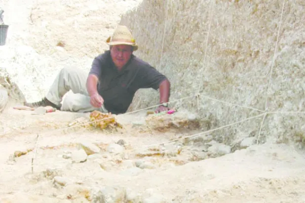 مكان عين بوشريط والأدوات المكتشفة فيه