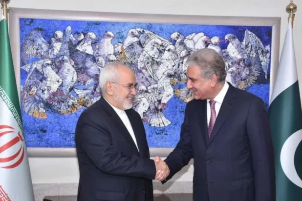 Pakistani FM Meets Iranian Counterpart to Discuss Peace in Afghanistan