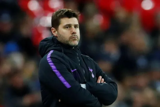 بوكيتينو صنع فريقاً رائعاً لتوتنهام فهل يغامر ويقبل تحدي الانتقال إلى يونايتد (رويترز)