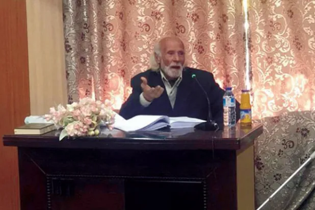 عراقي في العقد التاسع من العمر يناقش أطروحة الدكتوراه بجامعة بغداد