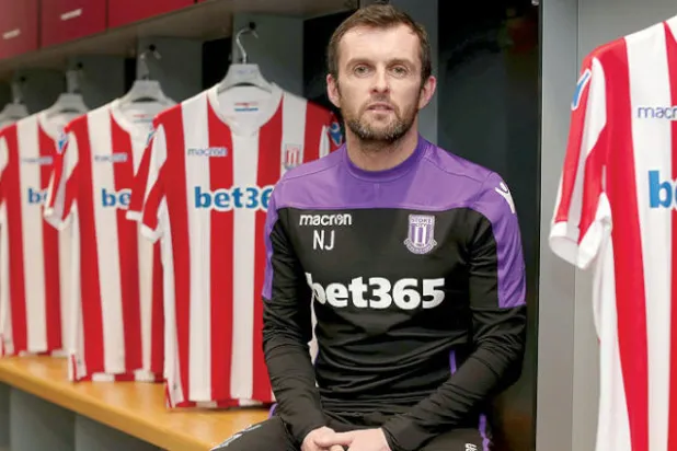 ناثان جونز: أعد جمهور ستوك سيتي ببناء فريق يفتخر به