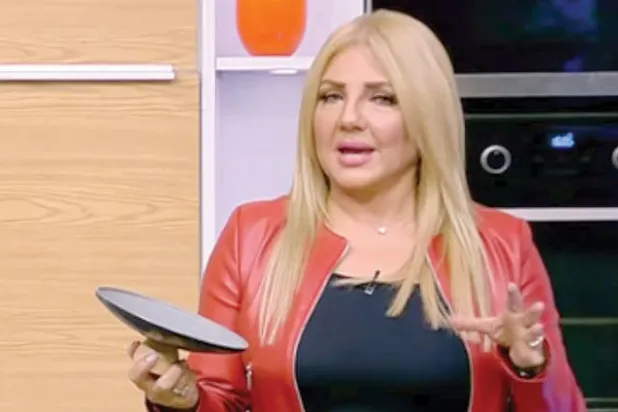 الفنانة المصرية  ندى بسيوني 