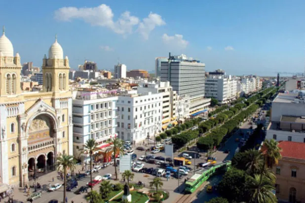 تونسية تطلق نداء استغاثة لنجدة ابنها فائق الذكاء