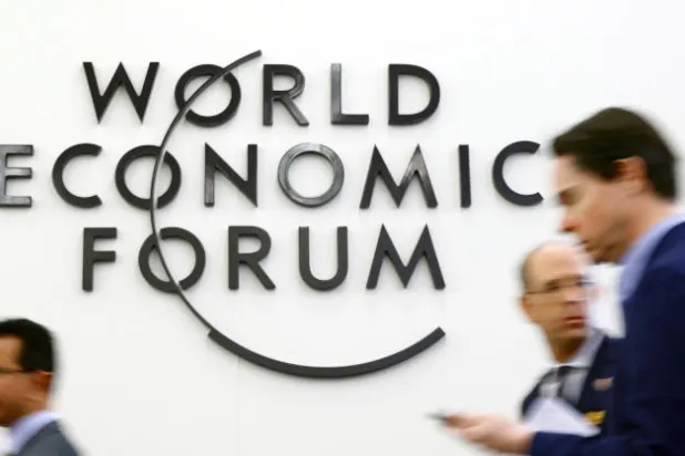 خبراء بدافوس يحثون على العمل 4 أيام في الأسبوع