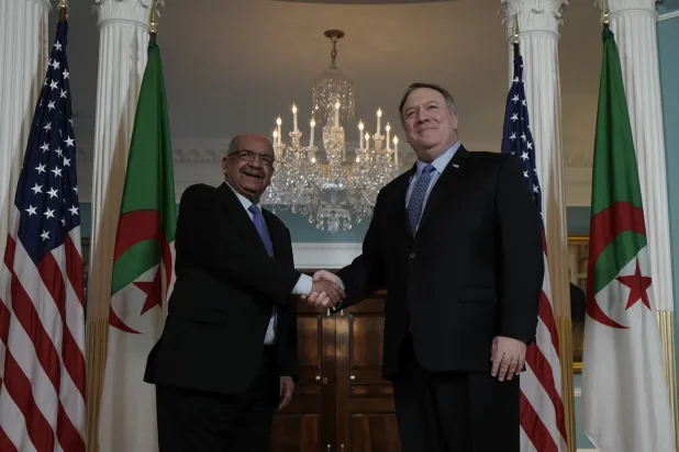 مبارزه صحرا موضوع اصلی مذاکرات وزیر خارجه آمریکا و الجزائر