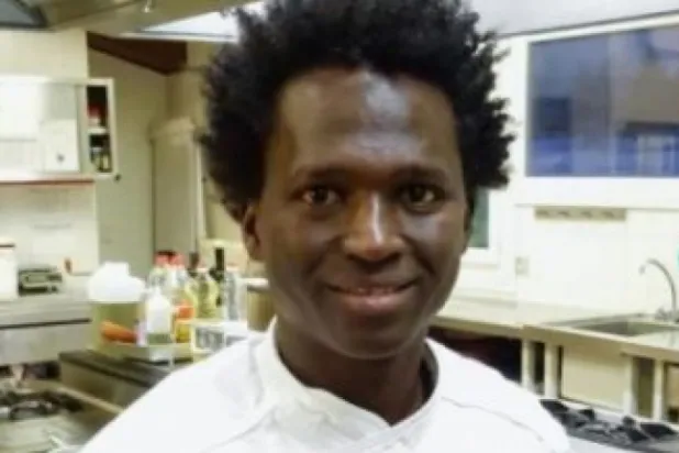 Fransa’daki göçmenler yalnızca ‘kahramanlık’ yaptıklarında insan muamelesi görüyor