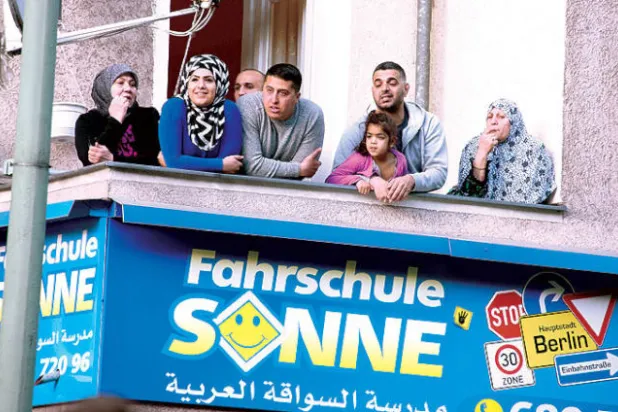 سوريون ينشرون لهجتهم وعاداتهم في شوارع برلين