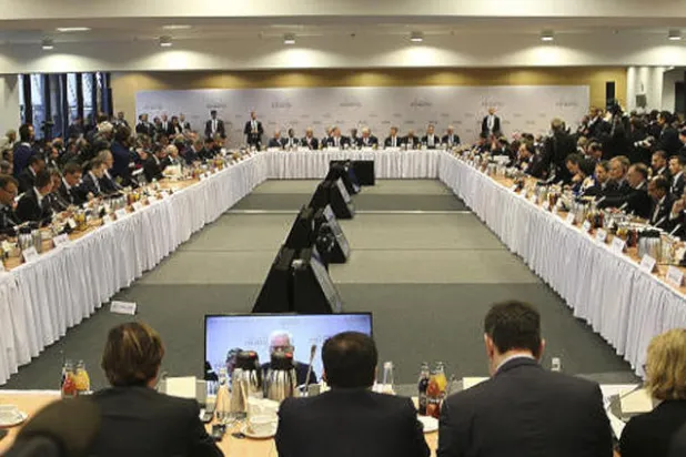 {وارسو}... الطريق إلى محاصرة إيران