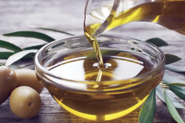 جولة على أهم زيوت الطبخ