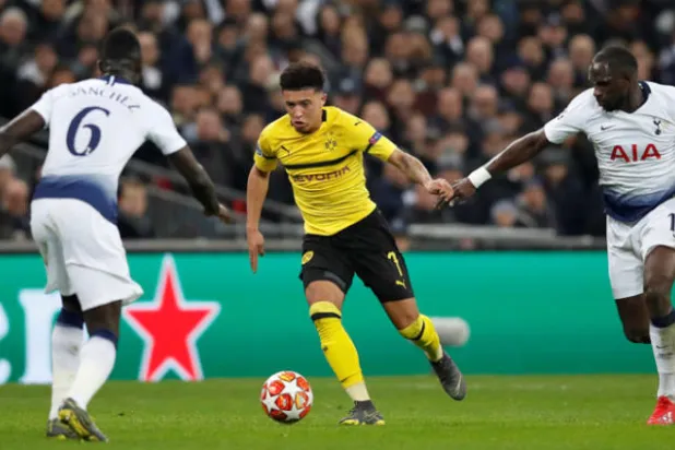 سانشو في المواجهة الأخيرة على ملعب توتنهام في دوري الأبطال (رويترز)