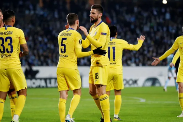 مواجهات صعبة تحدد مصير ساري في تشيلسي تبدأ بيونايتد غداً