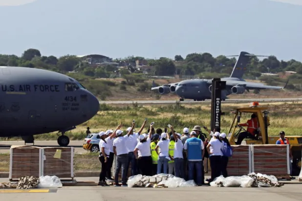 الجيش الكوبي يعلن دعمه لمادورو