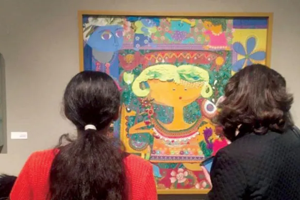 لوحة تضم ألواناً متعددة في إطار متناغم يدعو للبهجة