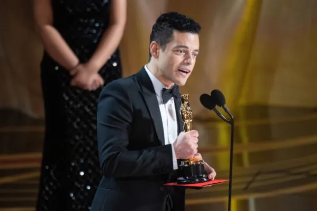 احتفاء بفوز رامي مالك ذي الأصول المصرية بجائزة الأوسكار