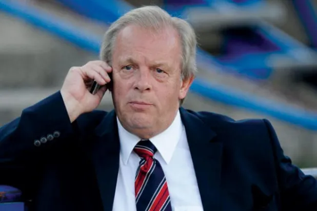 أين مراجعة غوردون تايلور لرابطة اللاعبين المحترفين الإنجليزية؟