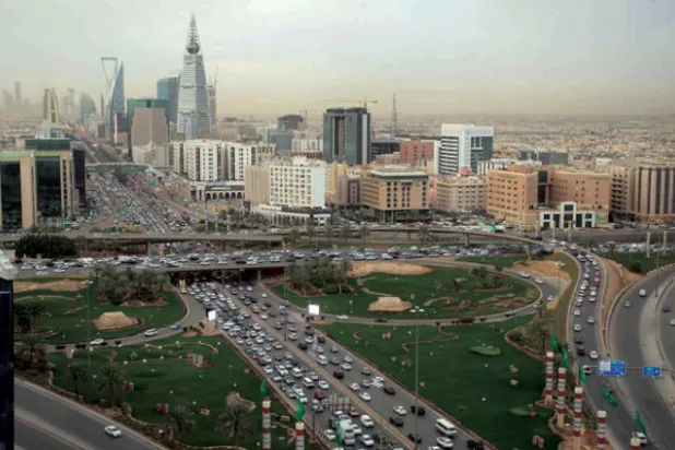 تراجع أداء القطاع التجاري السعودي 26% يهبط بقيم الصفقات العقارية