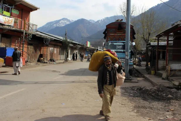 تراجع نسبي للتصعيد العسكري بين الهند وباكستان