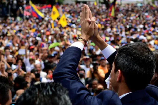 ​Guaido’nun Karakas’a dönüşü Maduro’nun üzerindeki baskıyı artırdı