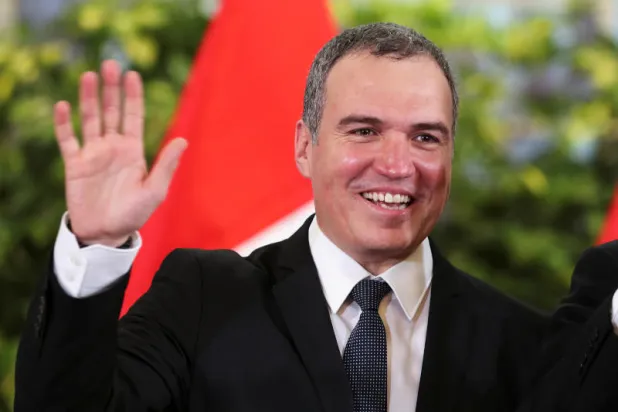 ممثل مسرحي رئيساً جديداً للحكومة في بيرو