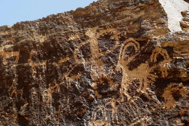 Basit örüntülerden edebiyata: İnsanlar okuma yazmayı nasıl öğrendi?