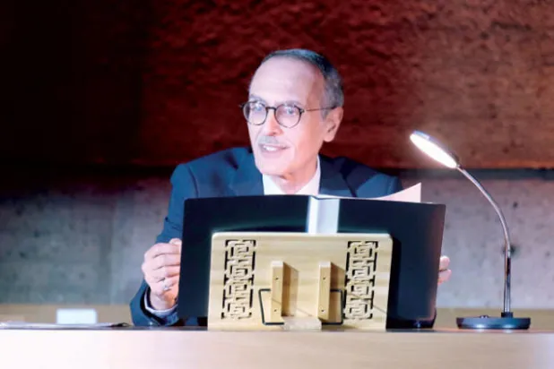 بدر بن عبد المحسن يتألق في باريس