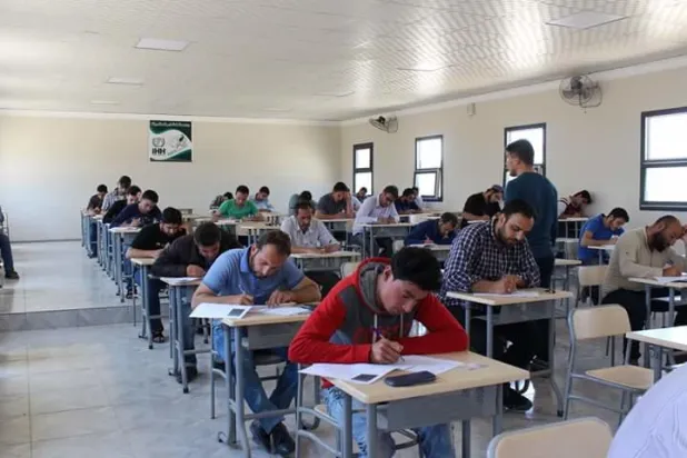 الشهادات الجامعية في الشمال السوري... حبر على ورق