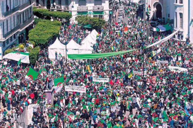 الجزایر: پلیس گلوله مشقی به سوی معترضان در پایتخت شلیک کرد