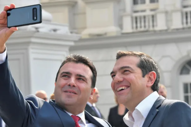 زيارة تاريخية لرئيس وزراء اليونان إلى مقدونيا الشمالية