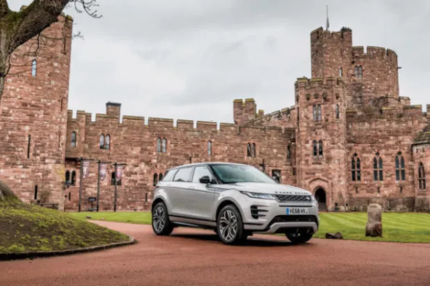 «إيفوك» في قلعة بيكفورتون