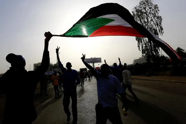 US Mulling Lifting Sudan off Terror List as Uganda Considers Offering Bashir Asylum