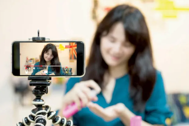 كل ما يحتاجه الصحافي لإنتاج تقرير بالهاتف الذكي