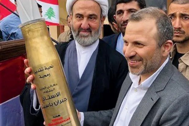 تقارب بين «الاشتراكي» و«الكتائب» يحيي صيغة «14 آذار»