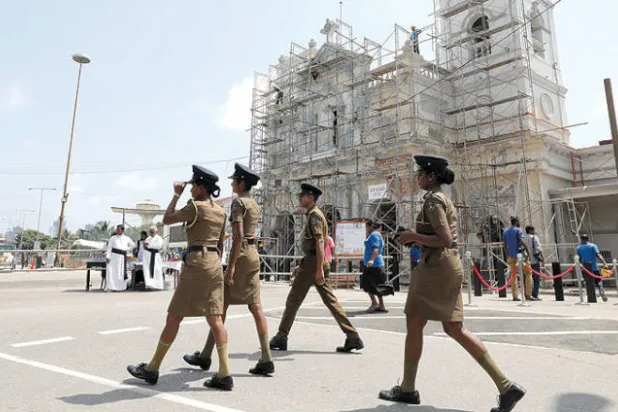 سريلانكا تفكك جزءاً كبيراً من شبكة للانتحاريين وتجمد أصولاً