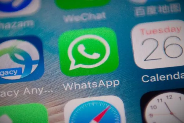 «واتساب» يعلن توقفه عن العمل لدى مئات الآلاف من الهواتف