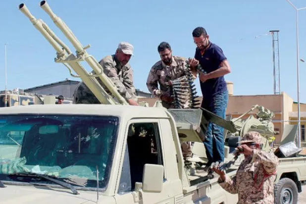 گشودن جبهه جدید درگیری در سرت توسط حفتر