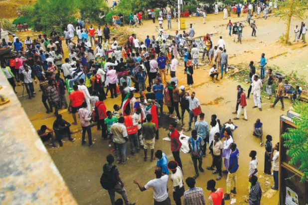 تصعيد يعيد الأوضاع في السودان إلى مربع الاحتجاجات