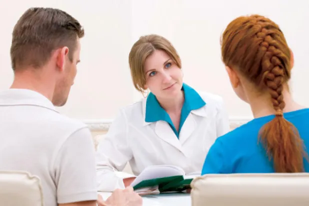 نصائح العلاقات العاطفية على «السوشيال ميديا»... نشطاء كُثر وكلٌ يُدلي بدلوه