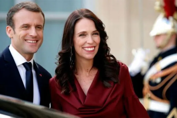 Macron ve Ardern internet aracılığıyla terörle mücadele yollarını ele alacak