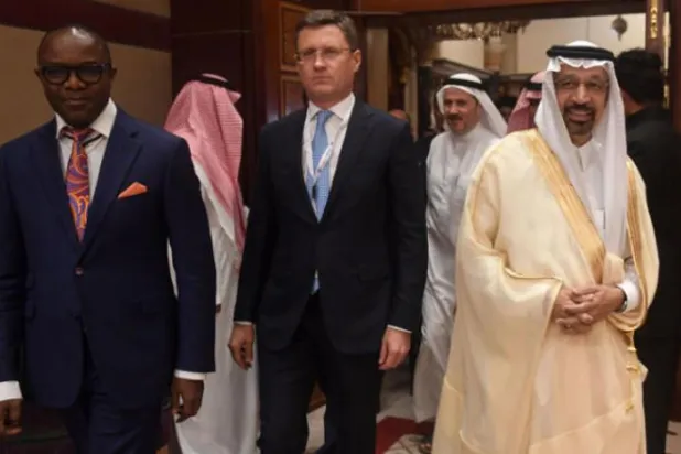 Saudi Arabia, UAE Stick to Agreement on Oil Output Cut